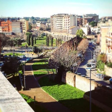 Apartament Alloggio Turistico All'Acquedotto Rzym Zewnętrze zdjęcie