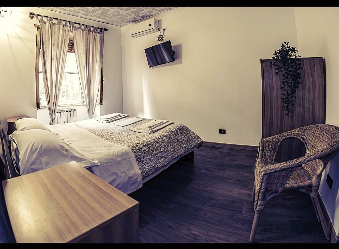 Apartament Alloggio Turistico All'Acquedotto Rzym Zewnętrze zdjęcie